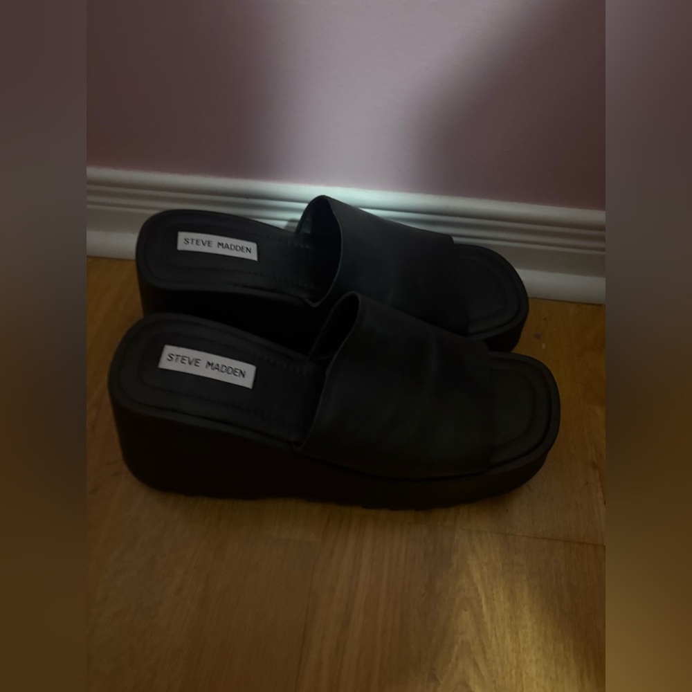⭐️Steve Madden platform sandals women’s 10